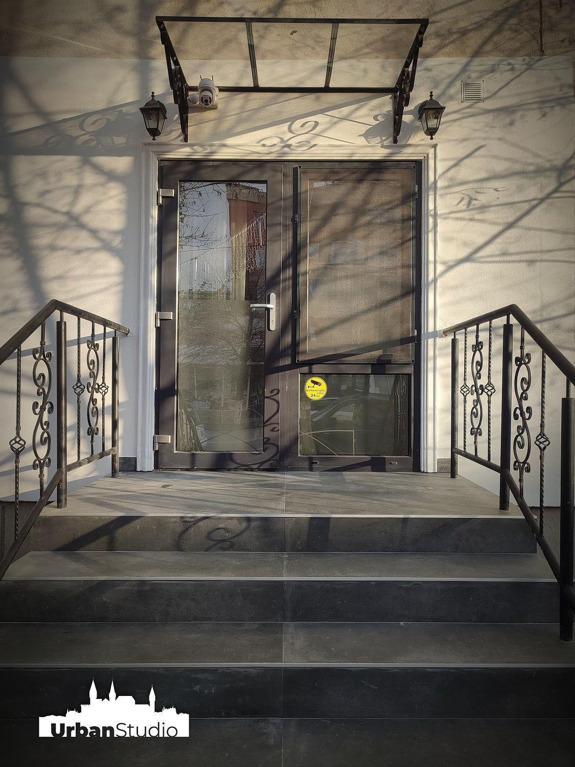 Urban - Self Check-in